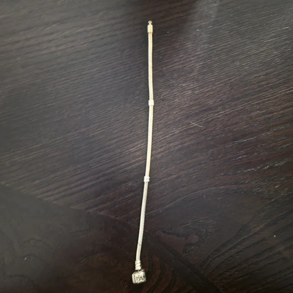 Pandora Moments Barrel Clasp Snake Chain Bracelet - Picture 2 of 5